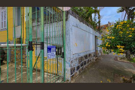 Casa à venda com 101m², 2 quartos e 1 vagaFachada com placa