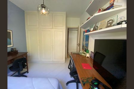 Apartamento à venda com 156m², 3 quartos e 2 vagas Apartamento à venda com 156m², 3 quartos e 2 vagasQuarto 3