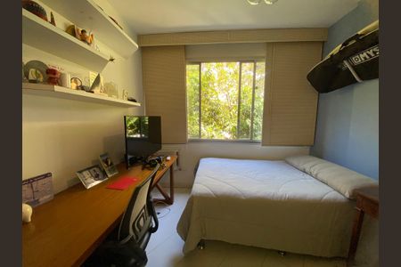 Apartamento à venda com 156m², 3 quartos e 2 vagas Apartamento à venda com 156m², 3 quartos e 2 vagasQuarto 3