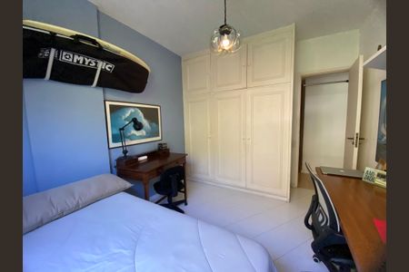 Apartamento à venda com 156m², 3 quartos e 2 vagas Apartamento à venda com 156m², 3 quartos e 2 vagasQuarto 3