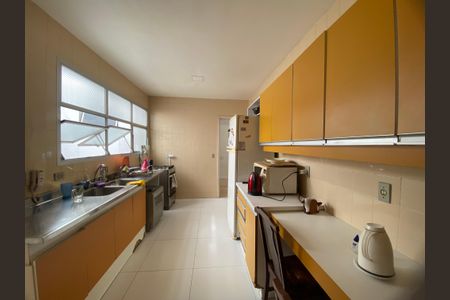 Apartamento à venda com 156m², 3 quartos e 2 vagas Apartamento à venda com 156m², 3 quartos e 2 vagasCozinha