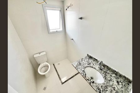 Apartamento à venda com 48m², 2 quartos e sem vaga Apartamento à venda com 48m², 2 quartos e sem vagaBanheiro