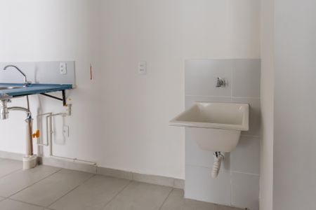 Apartamento para alugar com 34m², 2 quartos e sem vaga Apartamento para alugar com 34m², 2 quartos e sem vagaCozinha e área de Serviço