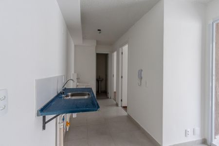 Apartamento para alugar com 34m², 2 quartos e sem vaga Apartamento para alugar com 34m², 2 quartos e sem vagaCozinha e área de Serviço