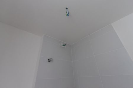 Apartamento para alugar com 34m², 2 quartos e sem vaga Apartamento para alugar com 34m², 2 quartos e sem vagaBanheiro