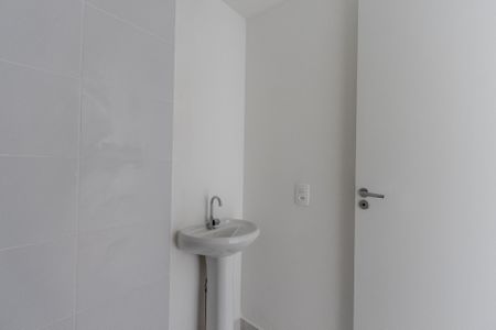 Apartamento para alugar com 34m², 2 quartos e sem vaga Apartamento para alugar com 34m², 2 quartos e sem vagaBanheiro