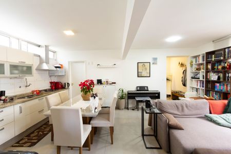 Sala/Cozinha de apartamento para alugar com 2 quartos, 85m² em Moema, São Paulo