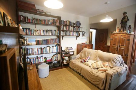 Apartamento à venda com 75m², 2 quartos e 1 vagaSala