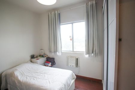 Apartamento à venda com 75m², 2 quartos e 1 vagaQuarto 2