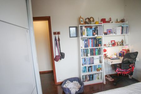 Apartamento à venda com 75m², 2 quartos e 1 vagaQuarto 2