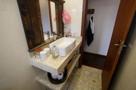 Apartamento à venda com 75m², 2 quartos e 1 vagaBanheiro