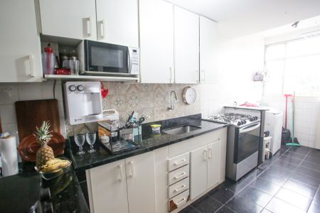 Apartamento à venda com 75m², 2 quartos e 1 vagaCozinha