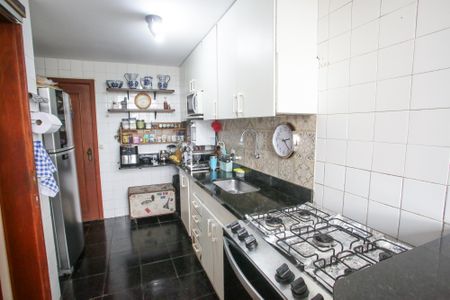 Apartamento à venda com 75m², 2 quartos e 1 vagaCozinha
