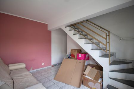 Casa para alugar com 68m², 2 quartos e 1 vaga