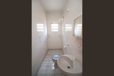 Casa para alugar com 68m², 2 quartos e 1 vaga