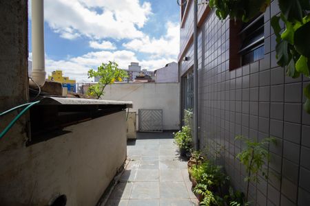 Casa para alugar com 68m², 2 quartos e 1 vaga