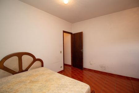 Casa para alugar com 68m², 2 quartos e 1 vaga