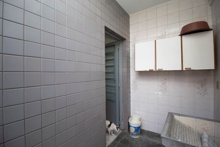 Casa para alugar com 68m², 2 quartos e 1 vaga