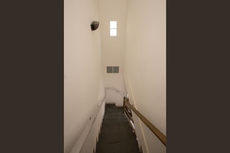 Casa para alugar com 68m², 2 quartos e 1 vaga