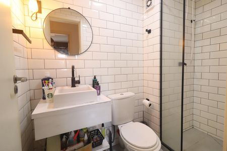 Banheiro de apartamento à venda com 2 quartos, 49m² em Canudos, Novo Hamburgo