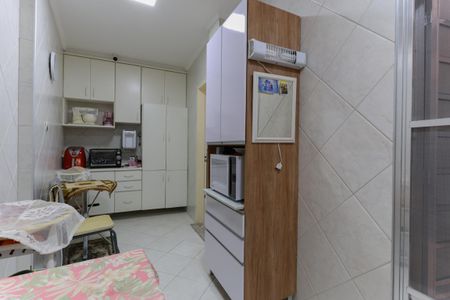 Casa à venda com 178m², 3 quartos e 3 vagas Casa à venda com 178m², 3 quartos e 3 vagasJardim de inverno