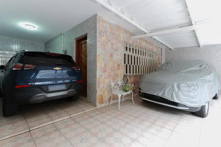 Casa à venda com 178m², 3 quartos e 3 vagas Casa à venda com 178m², 3 quartos e 3 vagasGaragem