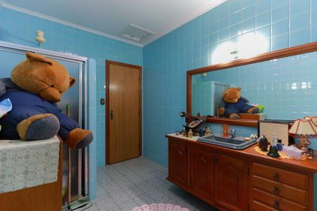 Casa à venda com 178m², 3 quartos e 3 vagas Casa à venda com 178m², 3 quartos e 3 vagasBanheiro 1