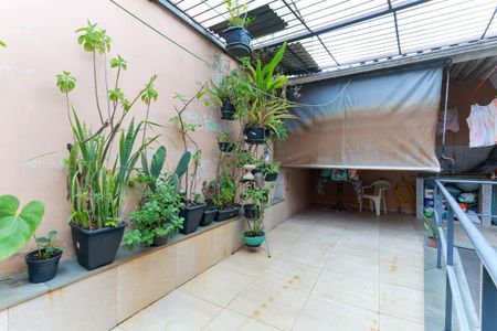 Casa à venda com 178m², 3 quartos e 3 vagas Casa à venda com 178m², 3 quartos e 3 vagasTerraço