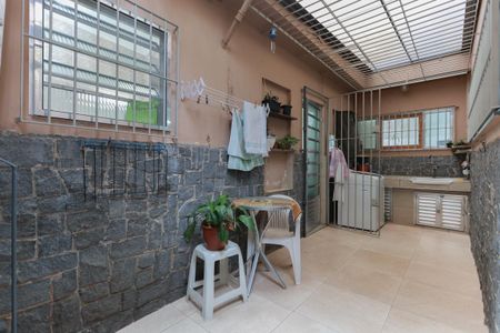 Casa à venda com 178m², 3 quartos e 3 vagas Casa à venda com 178m², 3 quartos e 3 vagasÁrea de serviço