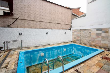 Casa de condomínio para alugar com 410m², 4 quartos e 1 vaga