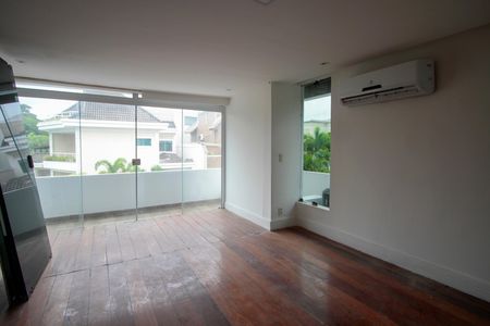 Casa de condomínio para alugar com 410m², 4 quartos e 1 vaga