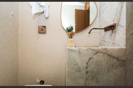 Apartamento à venda com 146m², 4 quartos e 2 vagas Apartamento à venda com 146m², 4 quartos e 2 vagasBANHEIRO3