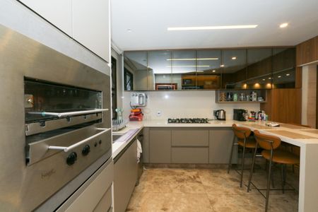 Apartamento à venda com 146m², 4 quartos e 2 vagas Apartamento à venda com 146m², 4 quartos e 2 vagasCOZINHA