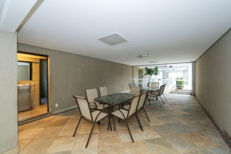 Apartamento à venda com 146m², 4 quartos e 2 vagas Apartamento à venda com 146m², 4 quartos e 2 vagasSALAO