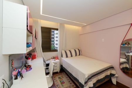 Apartamento à venda com 146m², 4 quartos e 2 vagas Apartamento à venda com 146m², 4 quartos e 2 vagasQUARTO2
