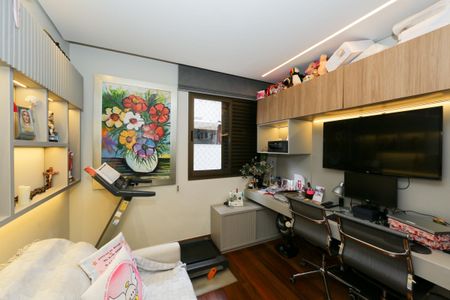 Apartamento à venda com 146m², 4 quartos e 2 vagas Apartamento à venda com 146m², 4 quartos e 2 vagasQUARTO3