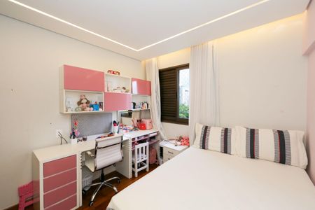 Apartamento à venda com 146m², 4 quartos e 2 vagas Apartamento à venda com 146m², 4 quartos e 2 vagasQUARTO2