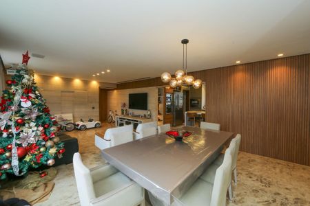 Apartamento à venda com 146m², 4 quartos e 2 vagas Apartamento à venda com 146m², 4 quartos e 2 vagasSALA