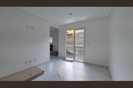 Sala  de apartamento para alugar com 2 quartos, 50m² em Vila Alice, Santo André