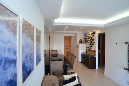 Apartamento para alugar com 85m², 2 quartos e 1 vagaSala