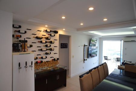 Apartamento para alugar com 85m², 2 quartos e 1 vagaSala