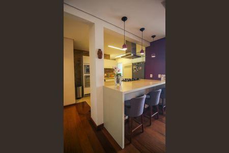 Apartamento à venda com 150m², 3 quartos e 2 vagasCozinha