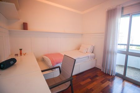 Apartamento à venda com 150m², 3 quartos e 2 vagasSuíte 1