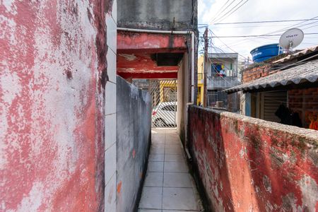 Casa à venda com 120m², 4 quartos e 2 vagasCorredor Externo