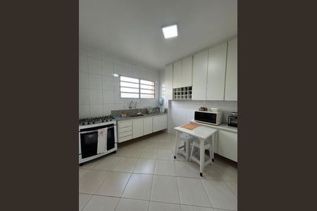 Casa à venda com 150m², 3 quartos e 2 vagas Casa à venda com 150m², 3 quartos e 2 vagasFoto 06