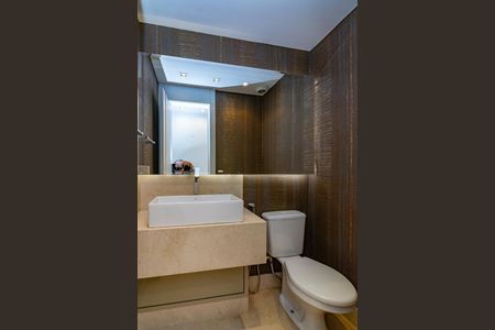 Apartamento para alugar com 154m², 3 quartos e 4 vagasLavabo