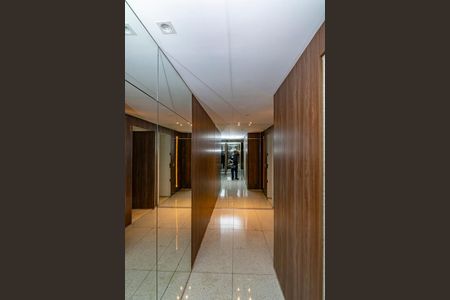 Apartamento para alugar com 154m², 3 quartos e 4 vagasHall