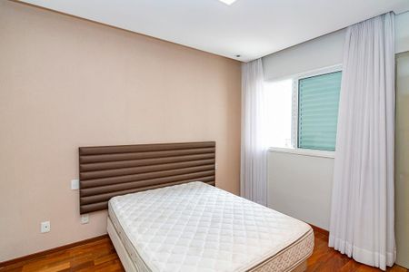 Apartamento para alugar com 154m², 3 quartos e 4 vagasSuíte 1