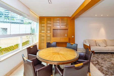 Apartamento para alugar com 154m², 3 quartos e 4 vagasSala