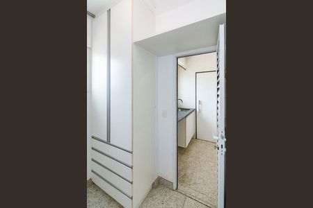 Apartamento para alugar com 154m², 3 quartos e 4 vagasQuarto de Serviço